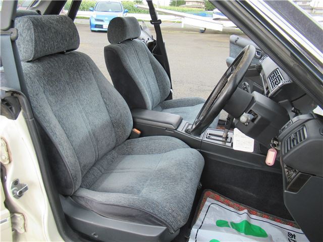 1991 Nissan GLORIA — миниатюра 55