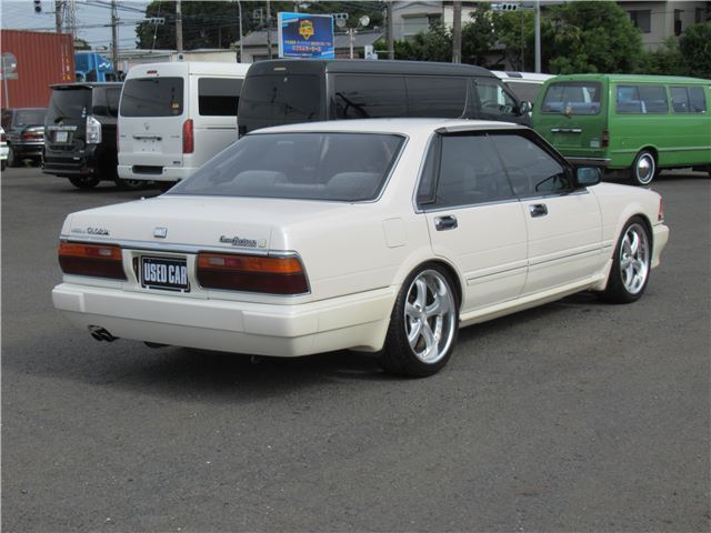 صورة 10 لـ 1991 Nissan GLORIA