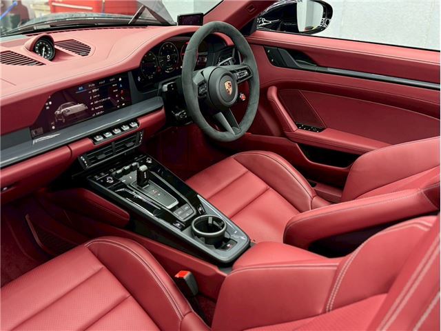 صورة مصغرة 3 لـ 2025 Porsche 911