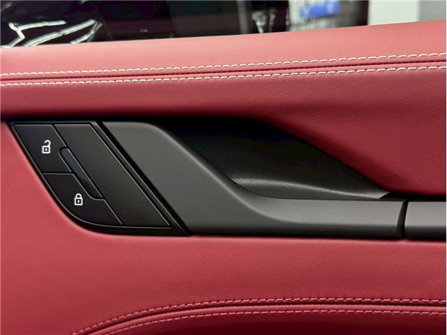 صورة مصغرة 14 لـ 2025 Porsche 911