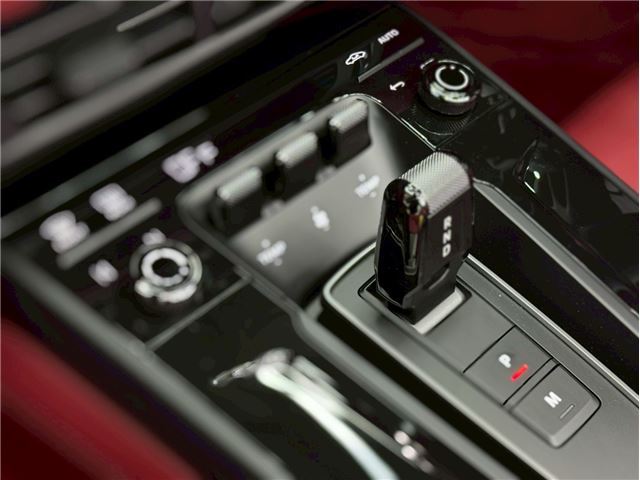 صورة مصغرة 23 لـ 2025 Porsche 911