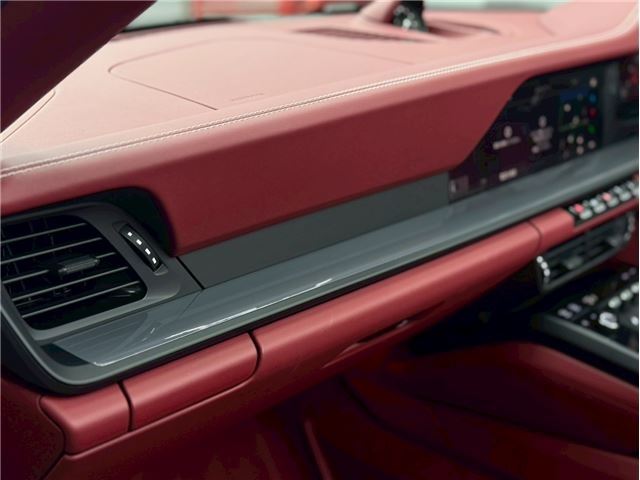 صورة مصغرة 28 لـ 2025 Porsche 911