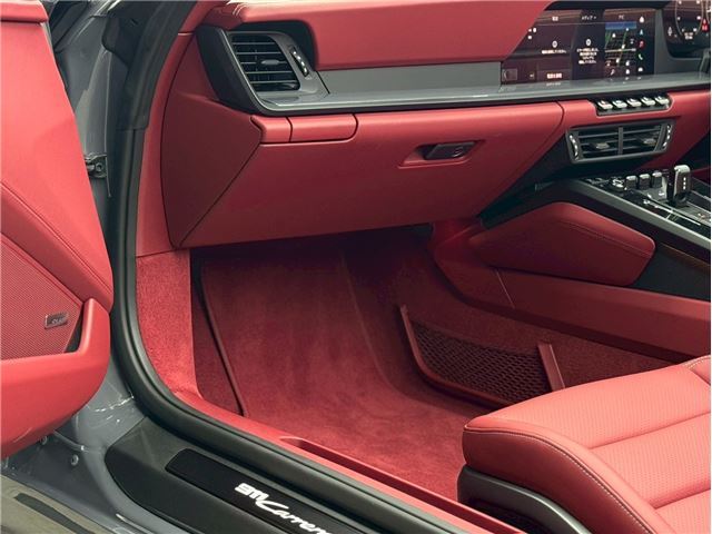 صورة مصغرة 31 لـ 2025 Porsche 911