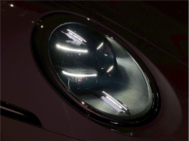 صورة مصغرة 51 لـ 2025 Porsche 911