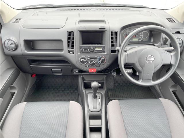 صورة مصغرة 16 لـ 2018 Nissan NV150AD