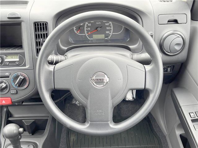 صورة مصغرة 17 لـ 2018 Nissan NV150AD