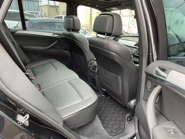 2010 BMW X5 M — миниатюра 25