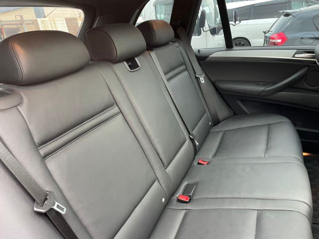 2010 BMW X5 M — миниатюра 27