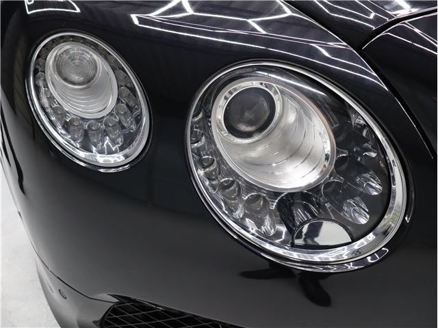 صورة 6 لـ 2015 Bentley CONTINENTAL
