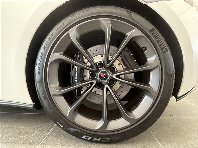 صورة مصغرة 19 لـ 2016 Mclaren 540C COUPE