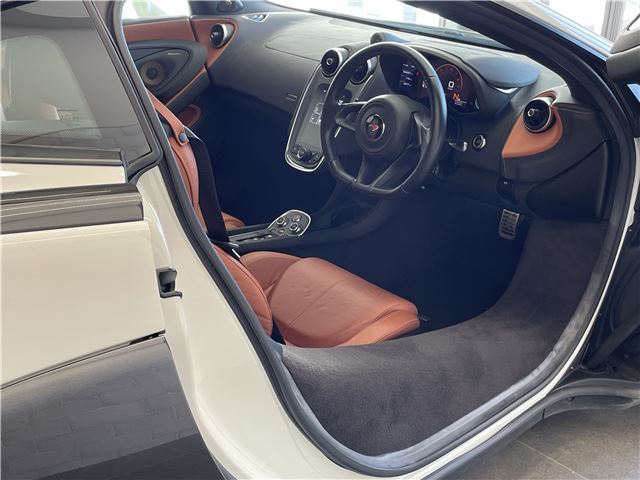 صورة مصغرة 22 لـ 2016 Mclaren 540C COUPE
