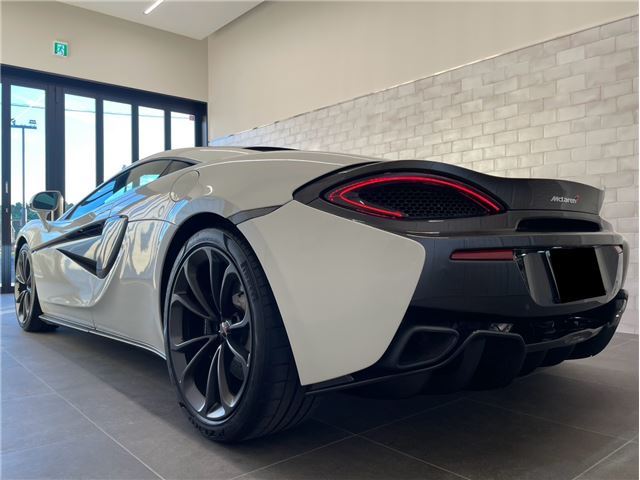 صورة 10 لـ 2016 Mclaren 540C COUPE