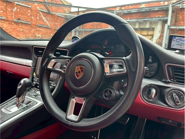 صورة مصغرة 23 لـ 2019 Porsche 911