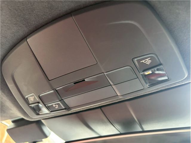 صورة مصغرة 38 لـ 2019 Porsche 911