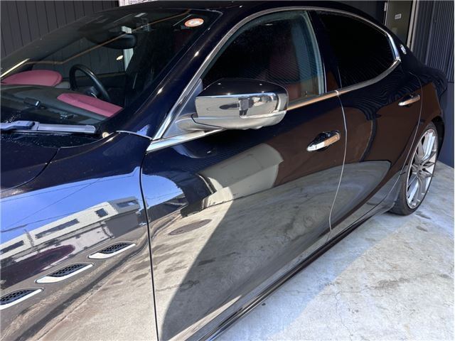 2018 Maserati GHIBLI thumbnail 23