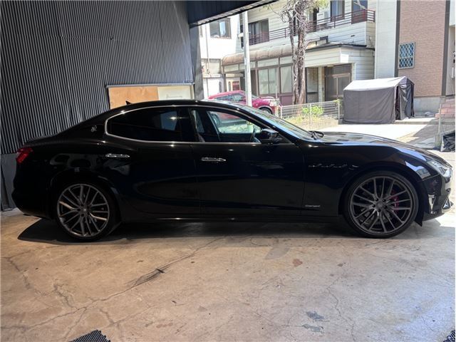 2018 Maserati GHIBLI thumbnail 27