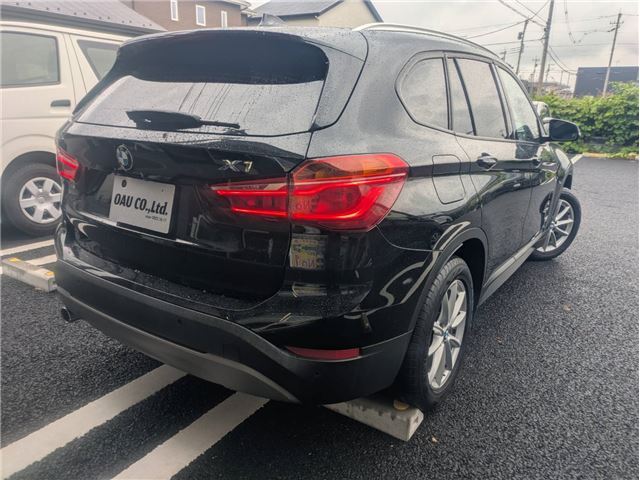 2017 BMW X1 photo 2