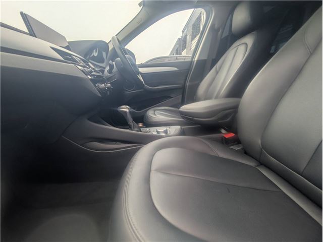 2017 BMW X1 — миниатюра 33
