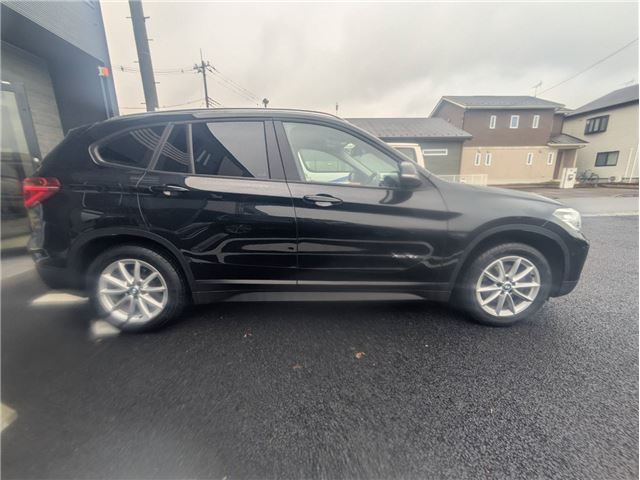 2017 BMW X1 photo 5