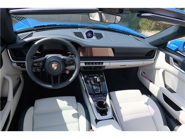 صورة مصغرة 21 لـ 2026 Porsche 911