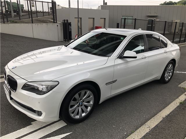صورة مصغرة 12 لـ 2011 BMW 7 SERIES