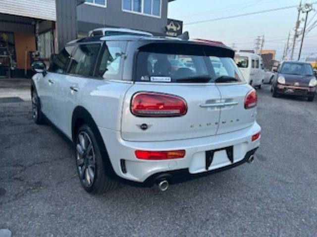 2022 MINI CLUBMAN — миниатюра 4