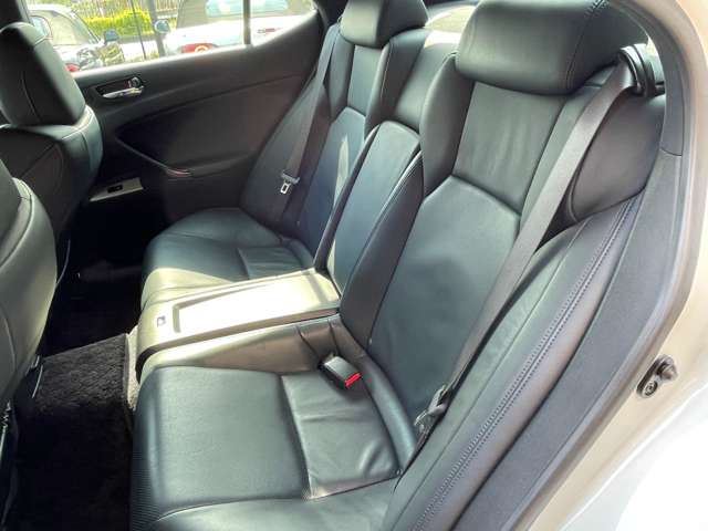 2009 Lexus IS F — миниатюра 12