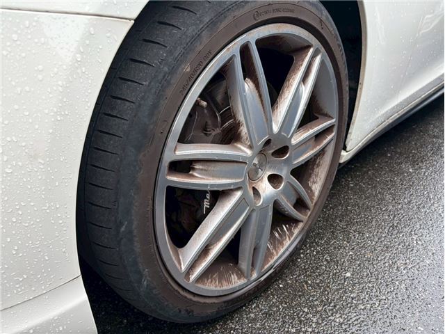 2015 Maserati QUATTROPORTE — миниатюра 9