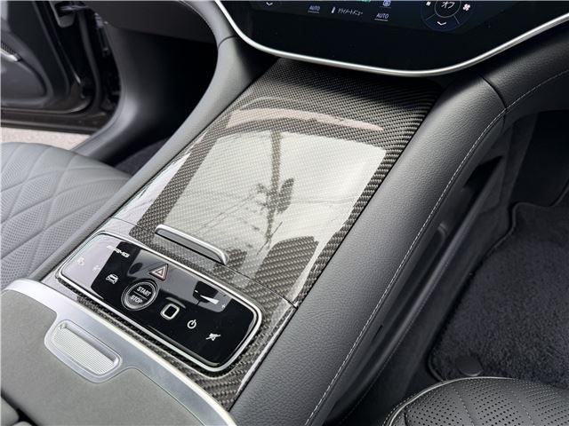 صورة مصغرة 22 لـ 2024 Mercedes-BENZ EQS AMG
