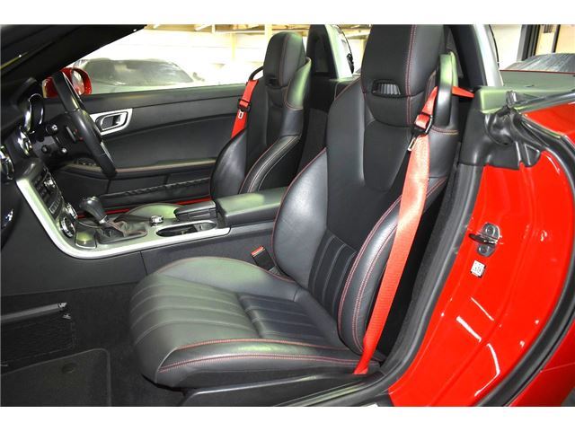 2012 Mercedes-BENZ SLK — миниатюра 30