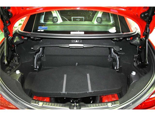 2012 Mercedes-BENZ SLK — миниатюра 33