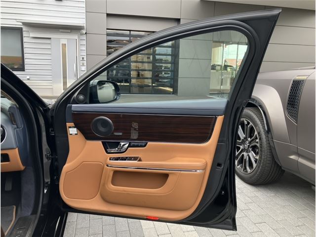 2013 Jaguar XJ — миниатюра 13