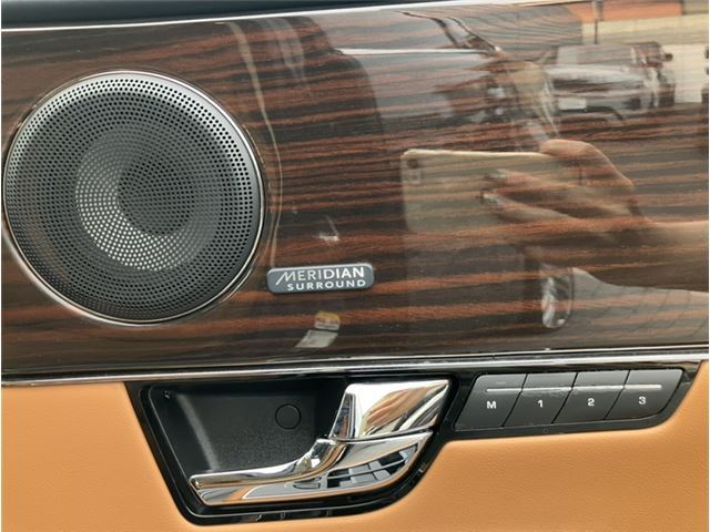 2013 Jaguar XJ — миниатюра 24