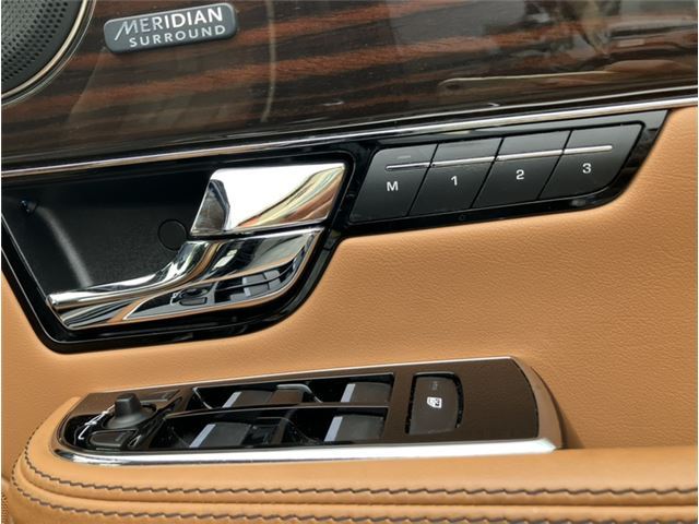 2013 Jaguar XJ — миниатюра 25
