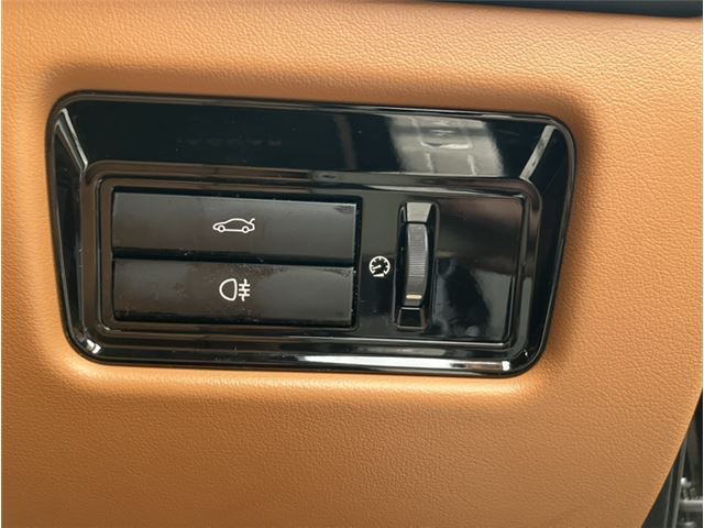2013 Jaguar XJ — миниатюра 28