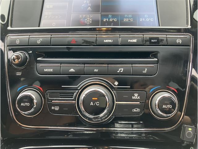 2013 Jaguar XJ — миниатюра 37