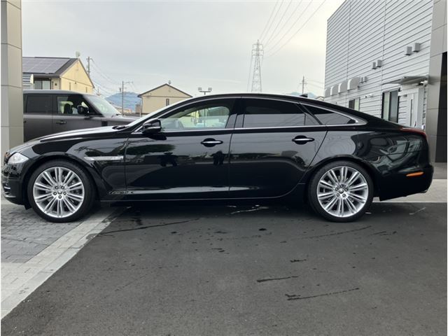 2013 Jaguar XJ — миниатюра 7