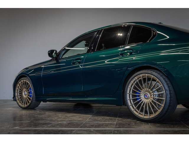 صورة مصغرة 12 لـ 2026 Alpina B3