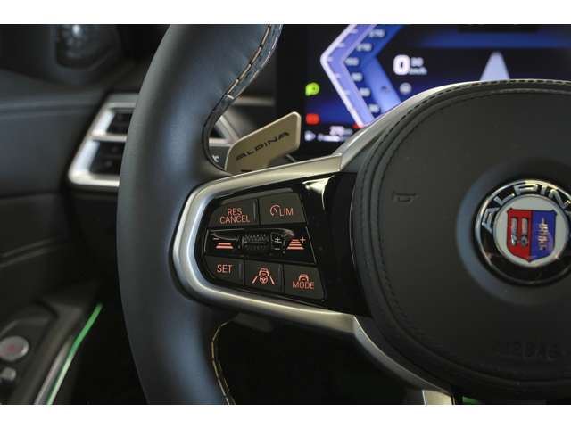 صورة مصغرة 21 لـ 2026 Alpina B3