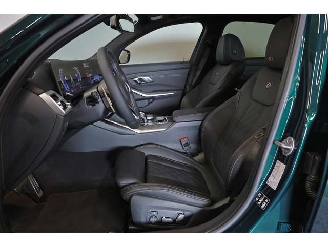 صورة مصغرة 32 لـ 2026 Alpina B3