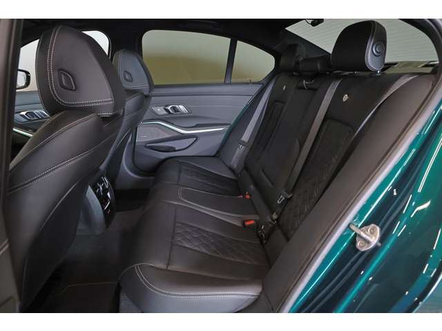 صورة مصغرة 33 لـ 2026 Alpina B3