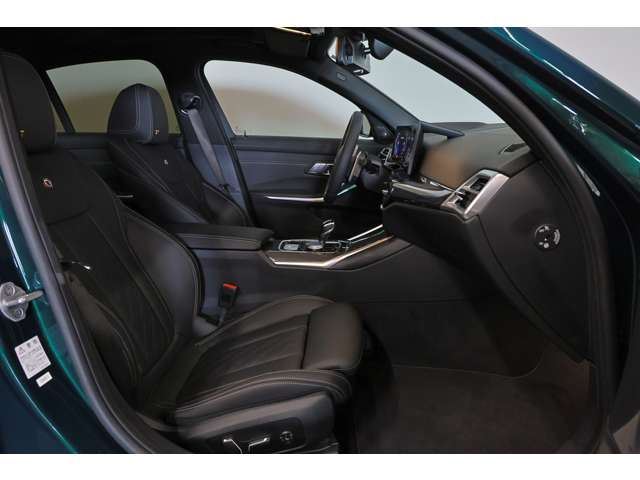 صورة مصغرة 34 لـ 2026 Alpina B3