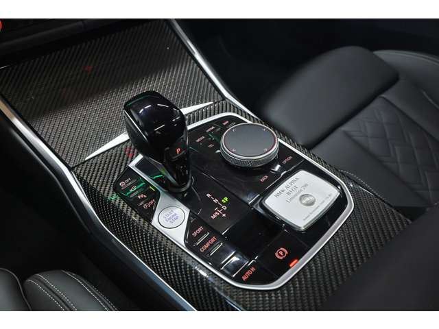 صورة مصغرة 39 لـ 2026 Alpina B3