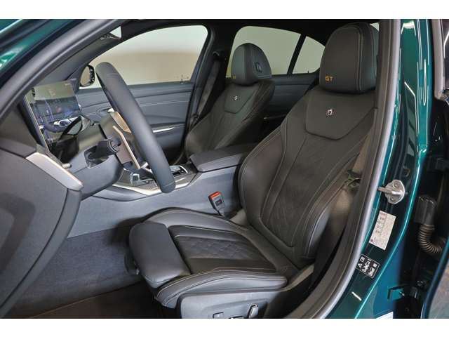 صورة مصغرة 64 لـ 2026 Alpina B3