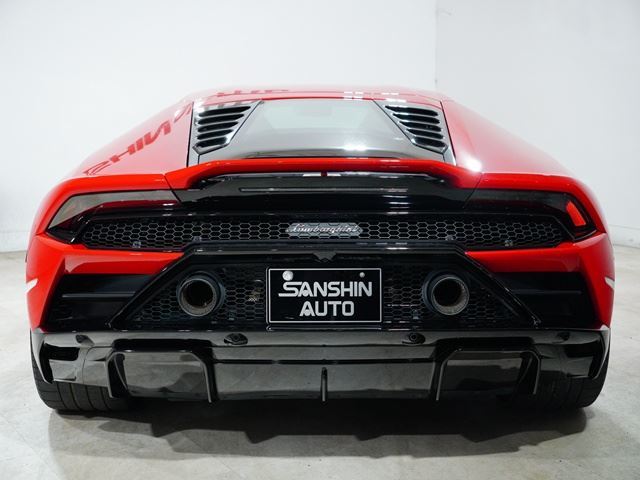 2021 Lamborghini HURACAN — миниатюра 16