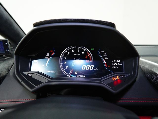 2021 Lamborghini HURACAN — миниатюра 29