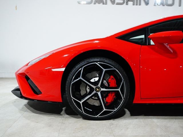 2021 Lamborghini HURACAN — миниатюра 7