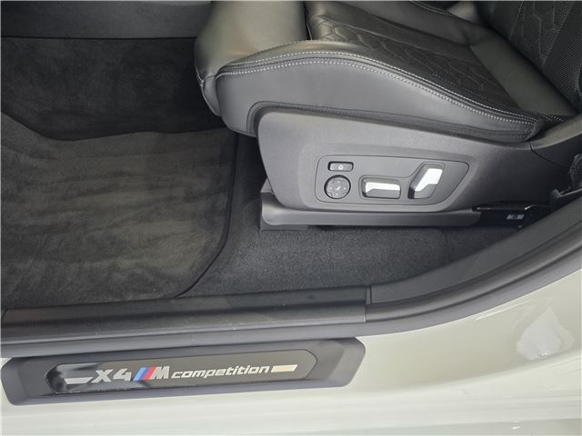 2019 BMW X4 M 缩略图 13