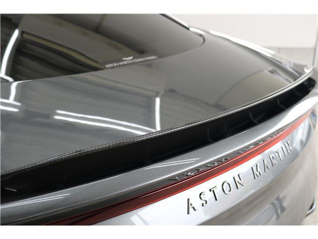 2019 Aston Martin DBS SUPERLEGGERA 缩略图 17