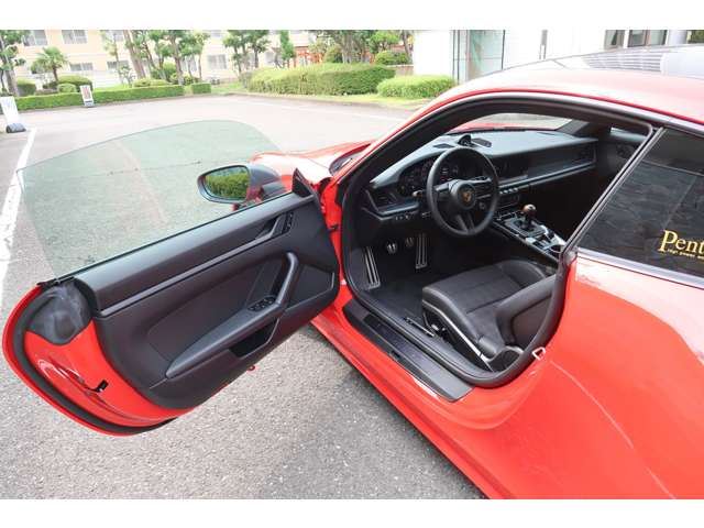 صورة مصغرة 13 لـ 2025 Porsche 911